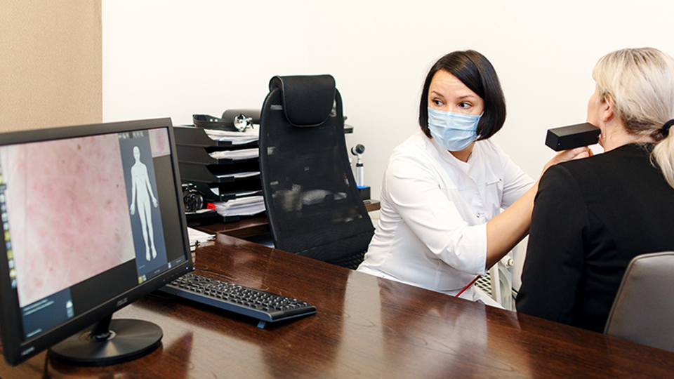 Цифровая дерматоскопия новообразований кожи